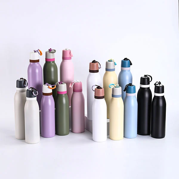 ¿Cómo se convierten en las botellas de acero inoxidable en la corriente principal al satisfacer las necesidades de consumo de alcohol de 