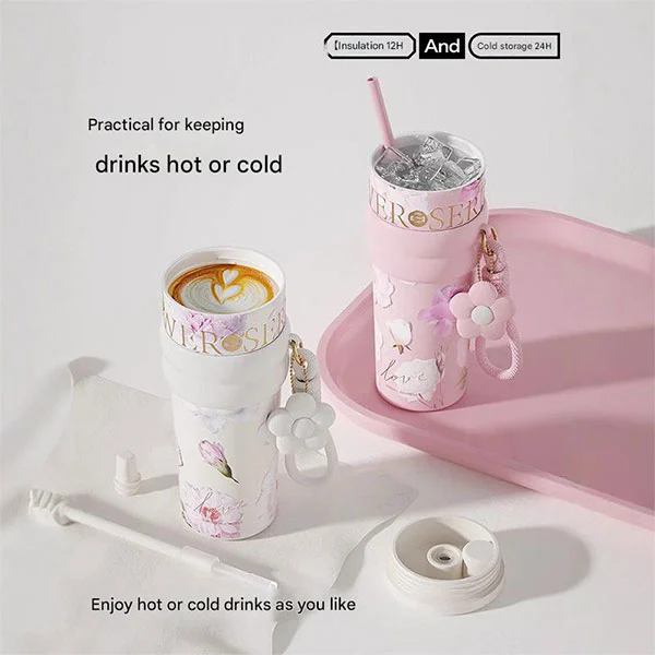 ¿Cómo mantiene fresca su bebida una taza de café guardada en frío?