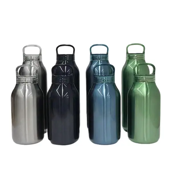 Botellas de acero inoxidable con aislamiento térmico